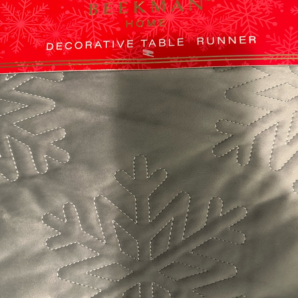 🆕Snowflake Table Runner - Picture 3 of 6